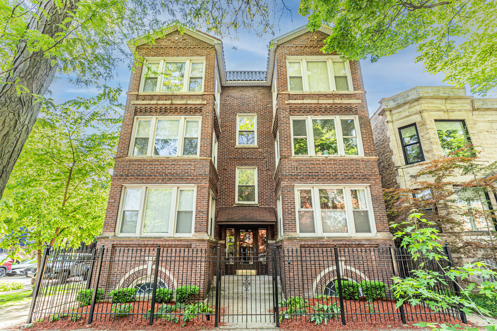 4700 North Campbell Avenue Chicago IL 60625
