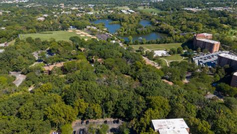 5950 Oakwood Drive Lisle IL 60532