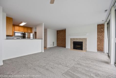 5950 Oakwood Drive Lisle IL 60532