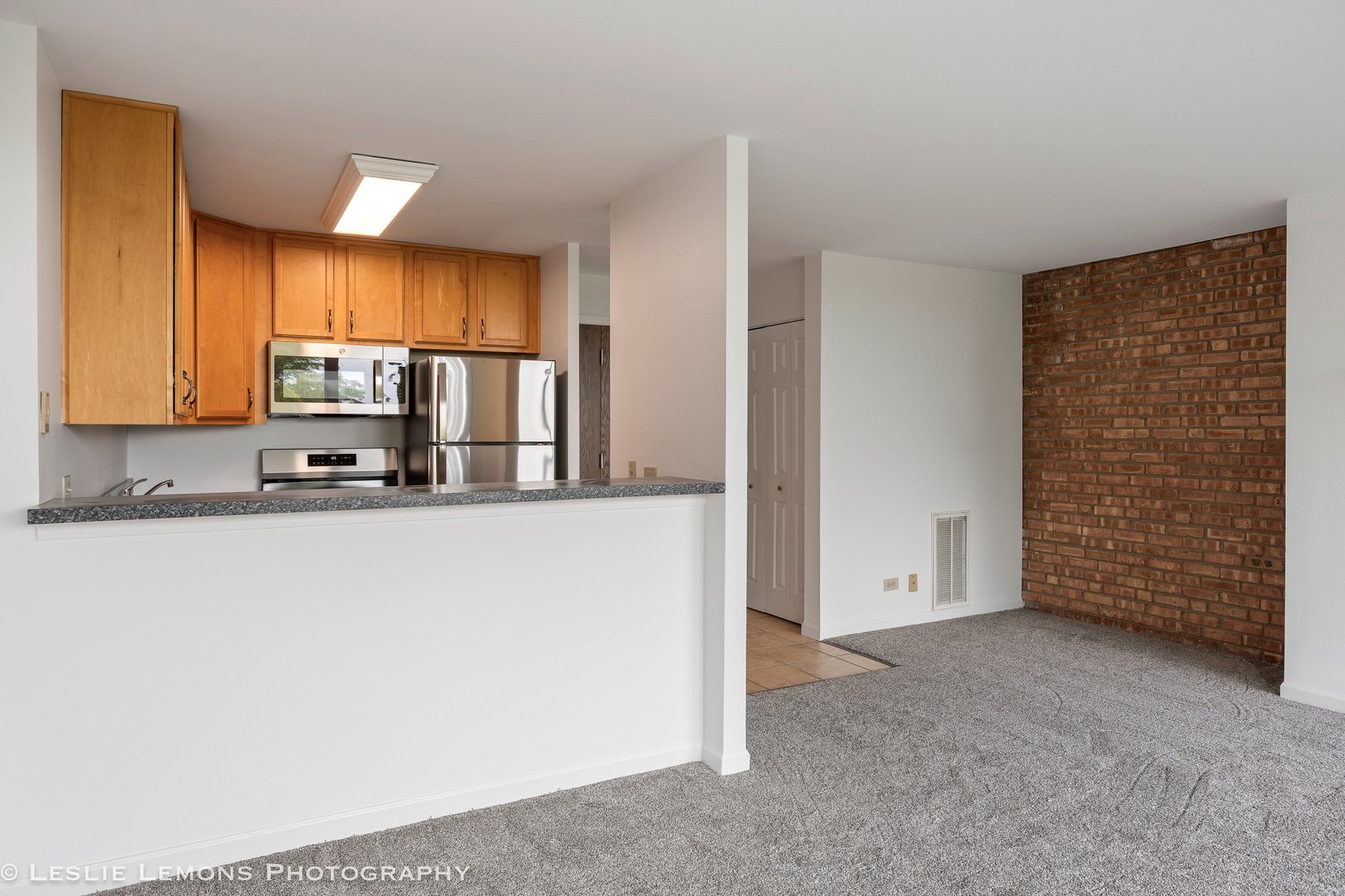 5950 Oakwood Drive Lisle IL 60532
