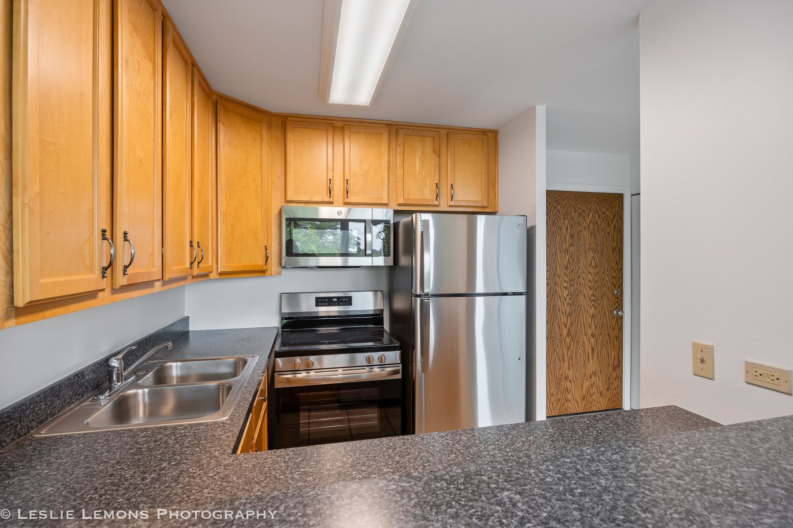 5950 Oakwood Drive Lisle IL 60532
