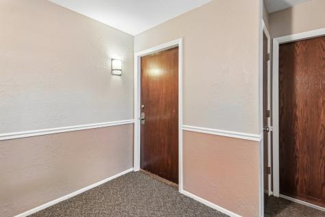 1102 Woodbury Lane Wheeling IL 60090