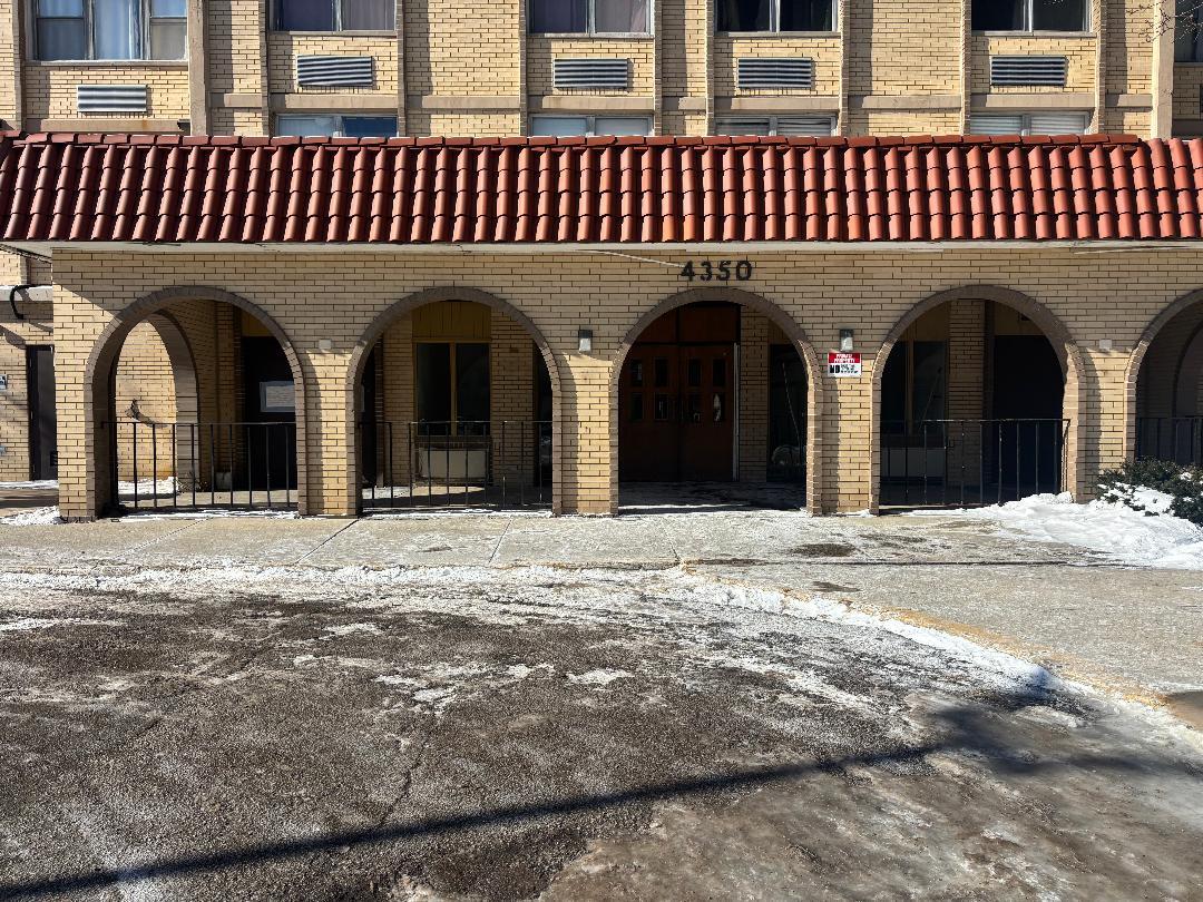 4350 West Ford City Drive Chicago IL 60652
