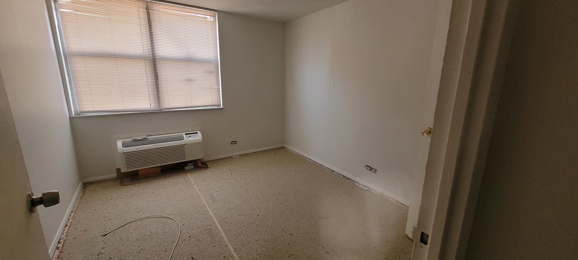4350 West Ford City Drive Chicago IL 60652
