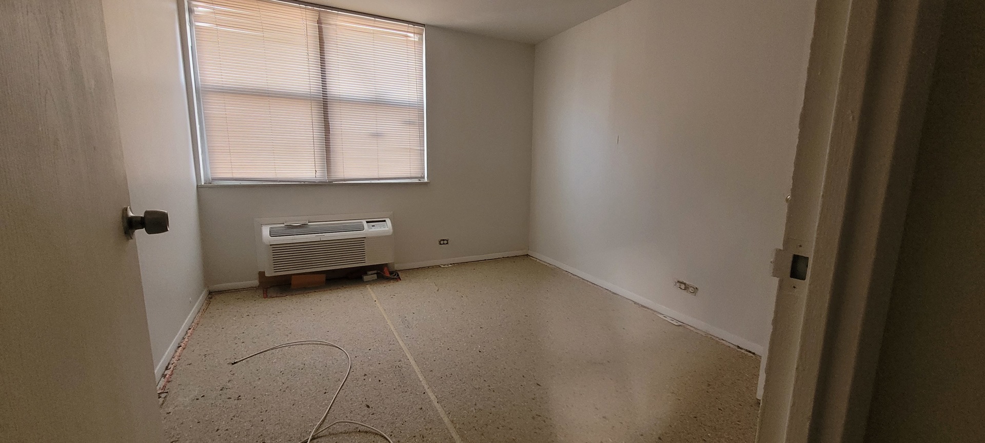 4350 West Ford City Drive Chicago IL 60652