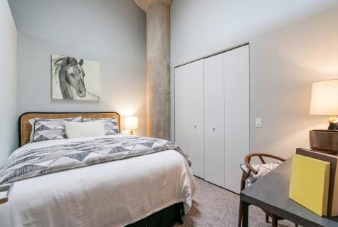 320 East 21st Street Chicago IL 60616