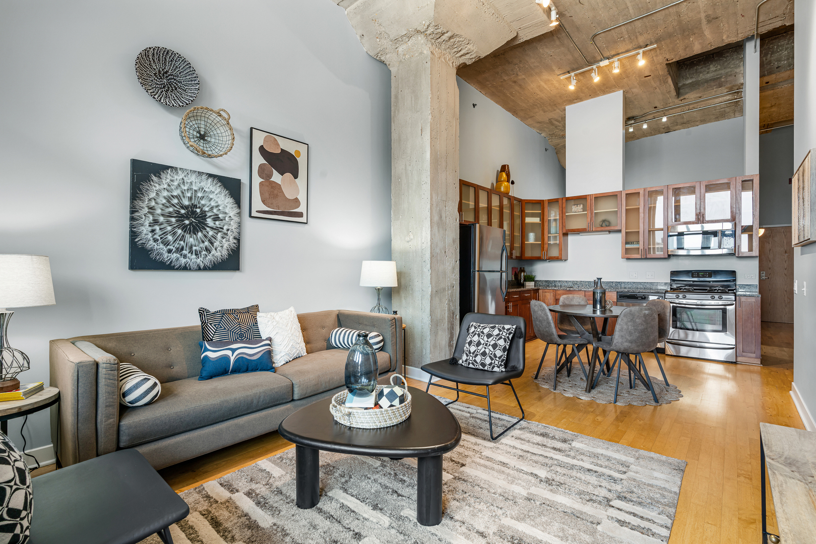 320 East 21st Street Chicago IL 60616