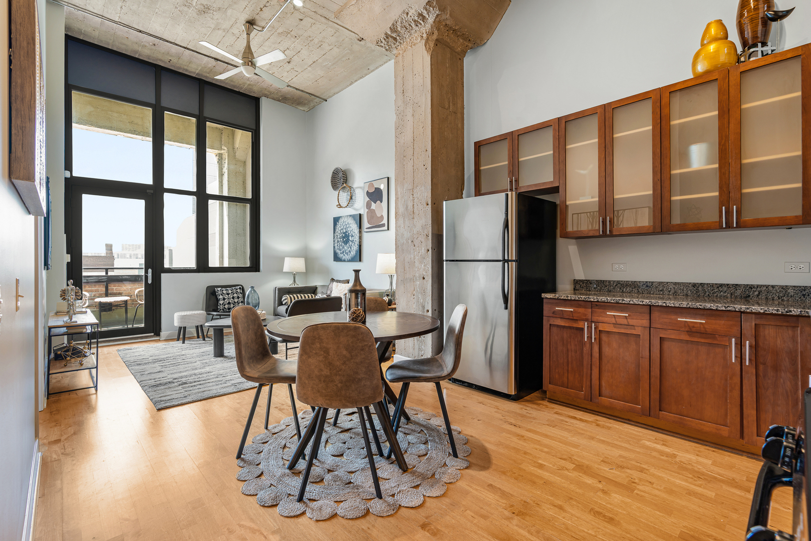 320 East 21st Street Chicago IL 60616