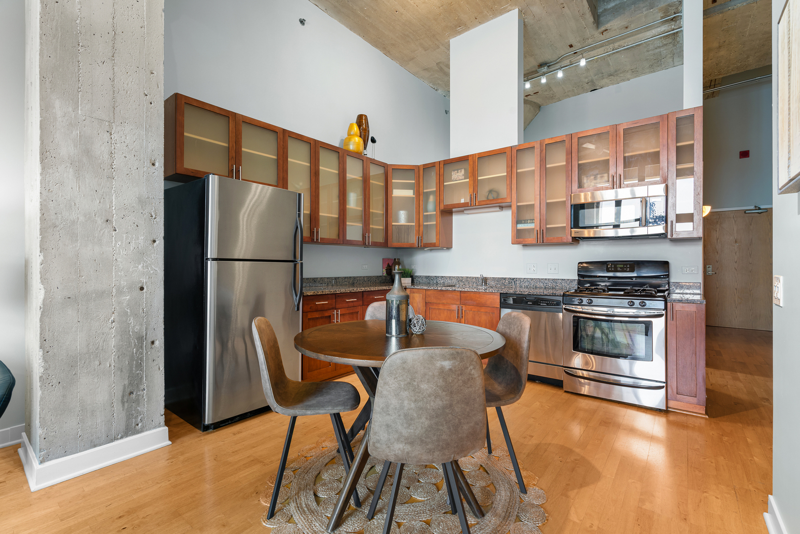 320 East 21st Street Chicago IL 60616