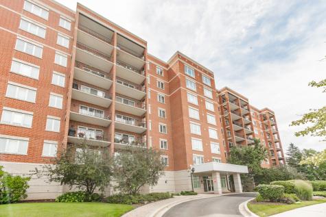 5555 North Cumberland Avenue Chicago IL 60656
