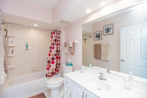 5555 North Cumberland Avenue Chicago IL 60656