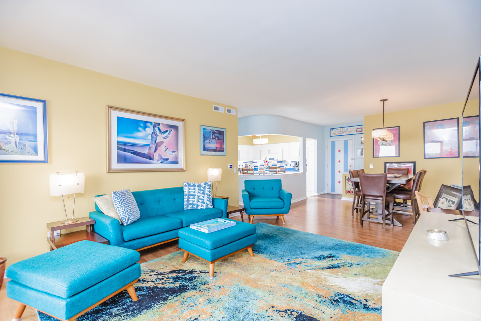 5555 North Cumberland Avenue Chicago IL 60656