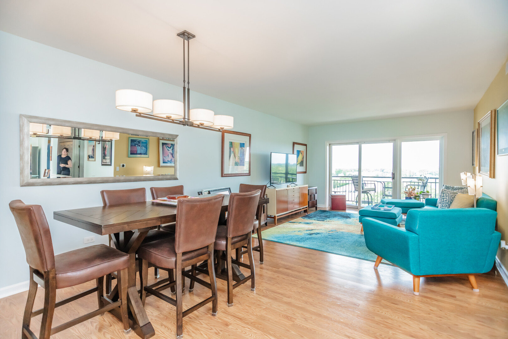 5555 North Cumberland Avenue Chicago IL 60656