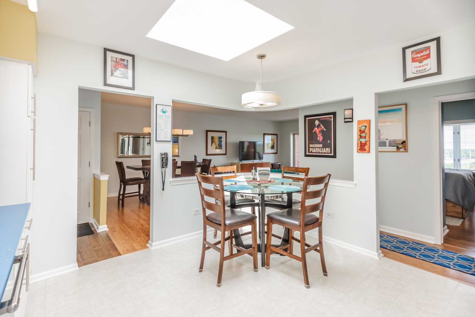 5555 North Cumberland Avenue Chicago IL 60656