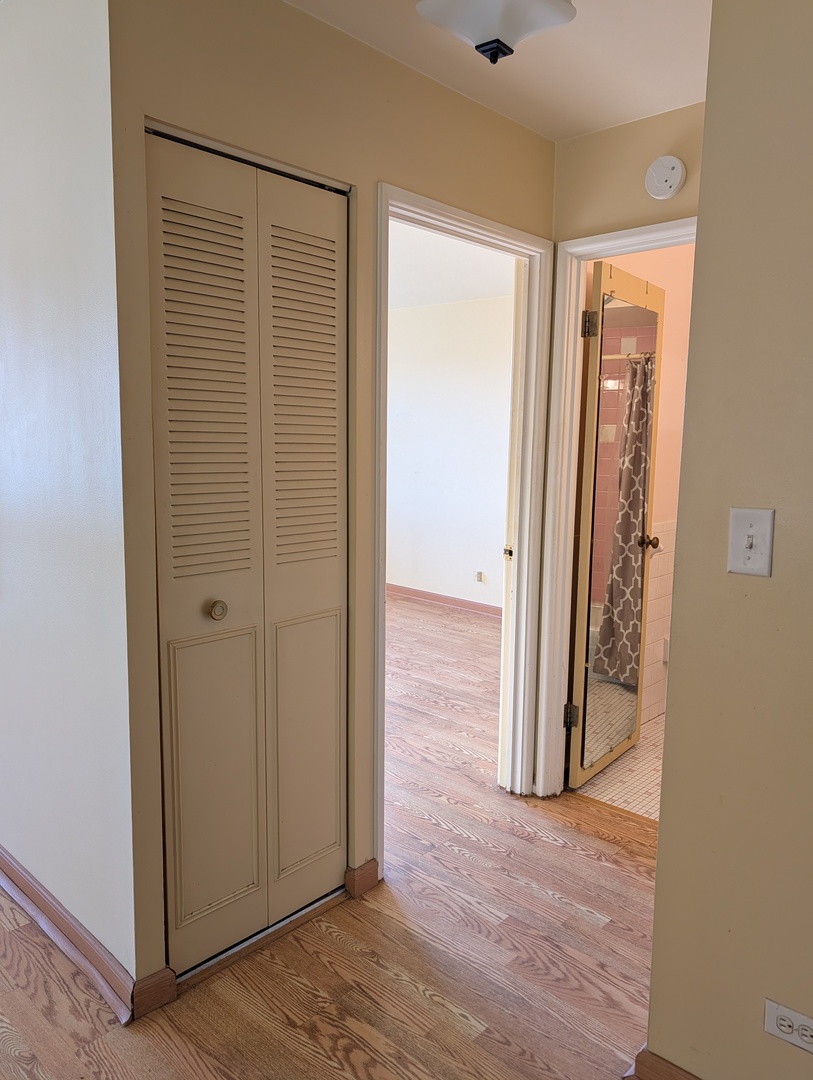 8444 West Wilson Avenue Chicago IL 60656