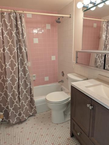 8444 West Wilson Avenue Chicago IL 60656