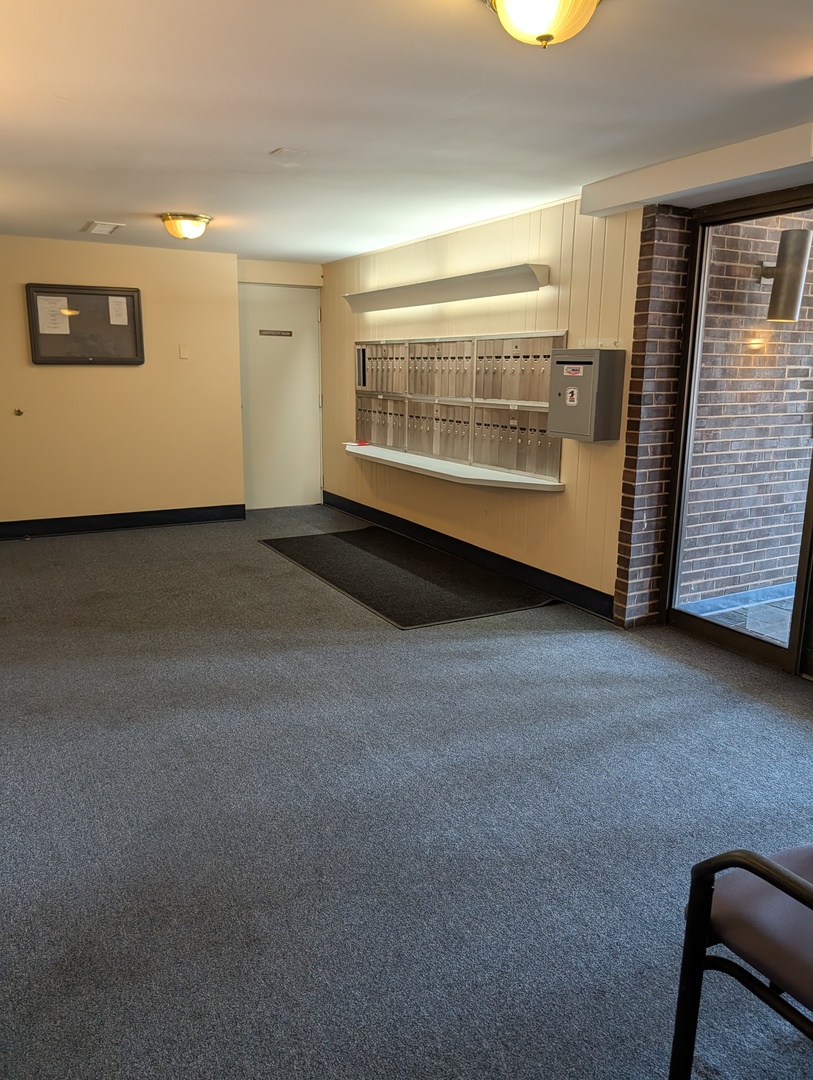 8444 West Wilson Avenue Chicago IL 60656