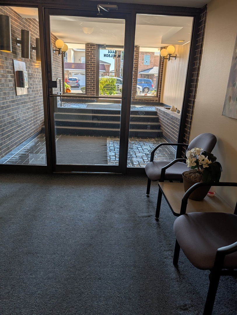 8444 West Wilson Avenue Chicago IL 60656