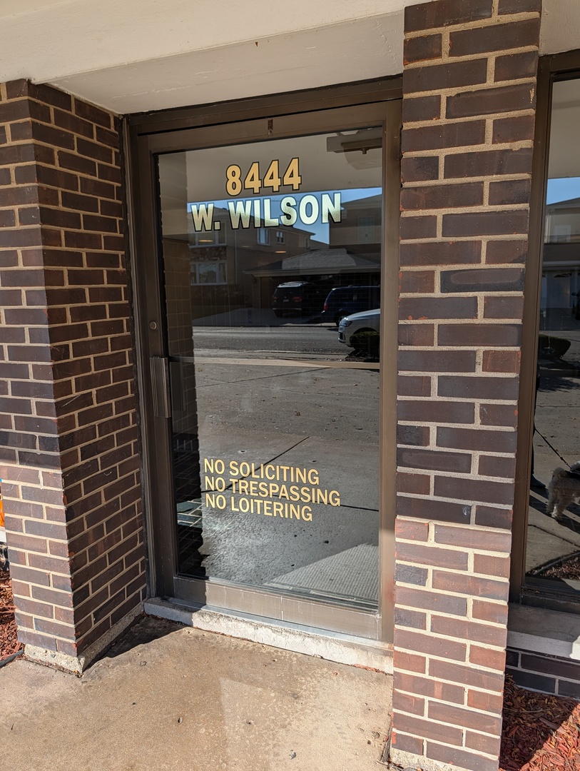 8444 West Wilson Avenue Chicago IL 60656