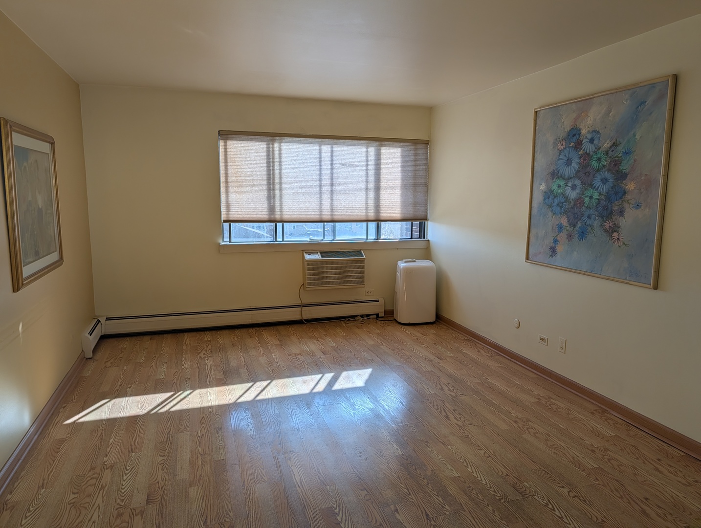 8444 West Wilson Avenue Chicago IL 60656