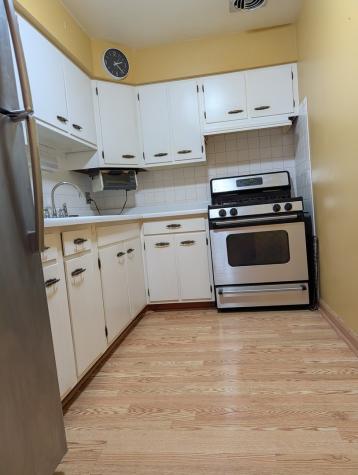 8444 West Wilson Avenue Chicago IL 60656