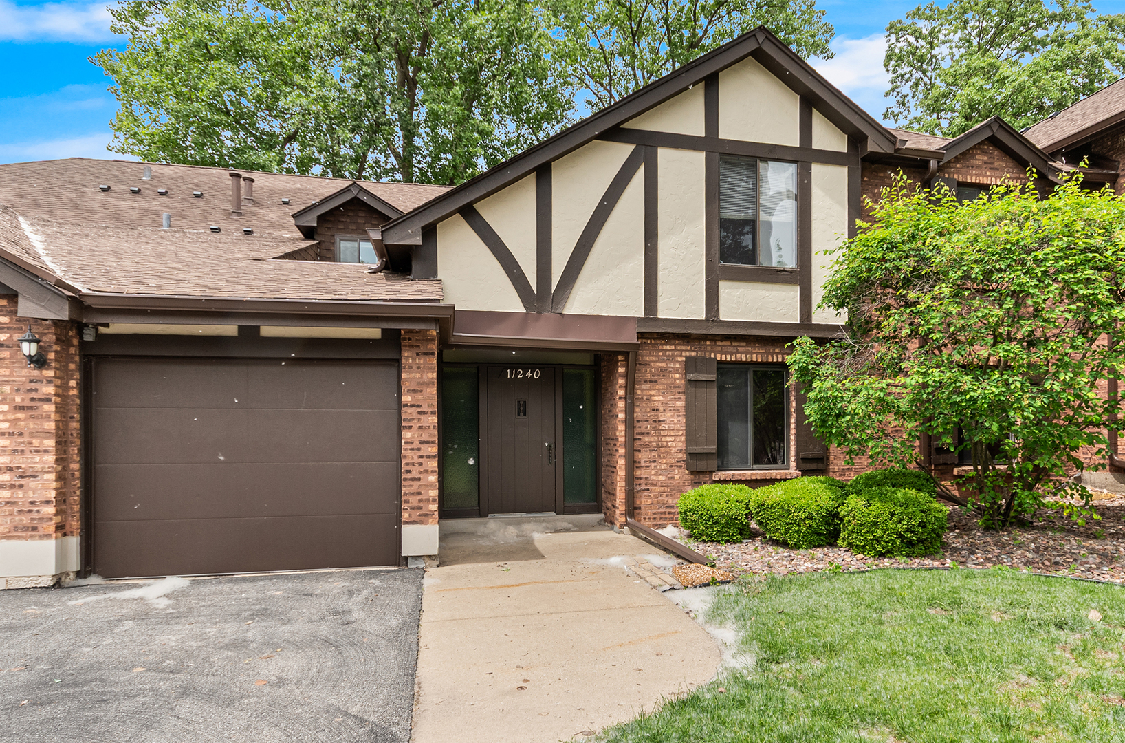 11240 Sycamore Lane Palos Hills IL 60465