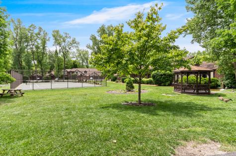11240 Sycamore Lane Palos Hills IL 60465