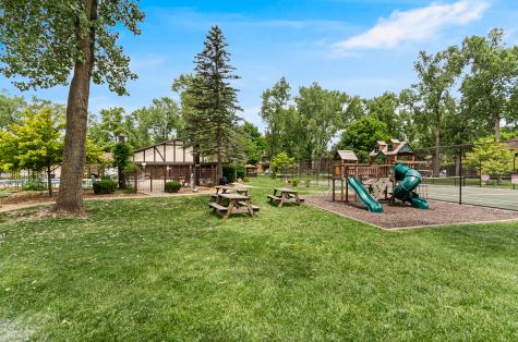 11240 Sycamore Lane Palos Hills IL 60465