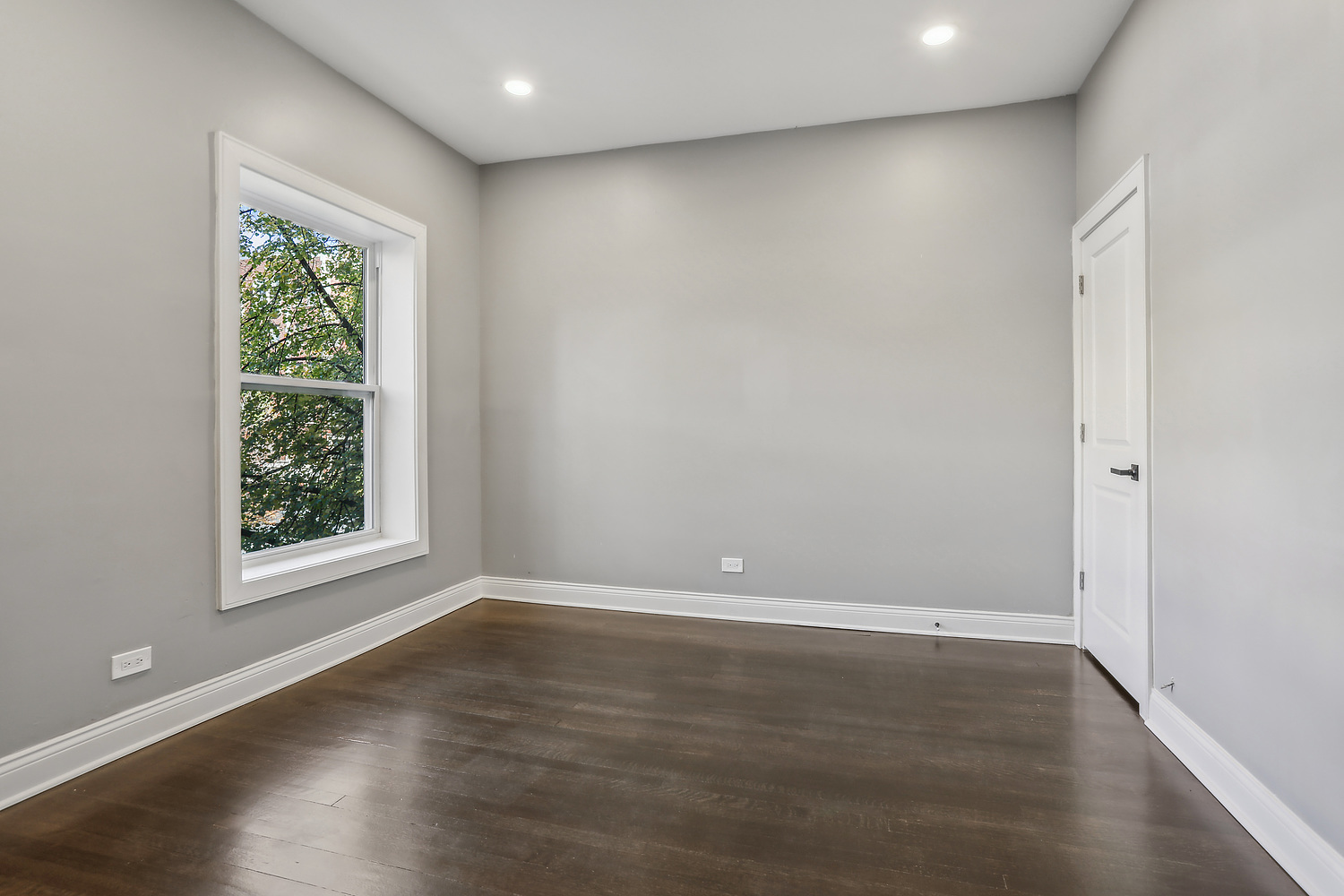 1327 East 52nd Street Chicago IL 60615