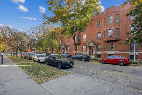 1327 East 52nd Street Chicago IL 60615