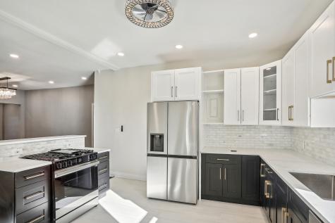 1327 East 52nd Street Chicago IL 60615