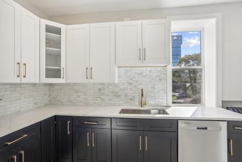 1327 East 52nd Street Chicago IL 60615
