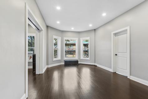 1327 East 52nd Street Chicago IL 60615