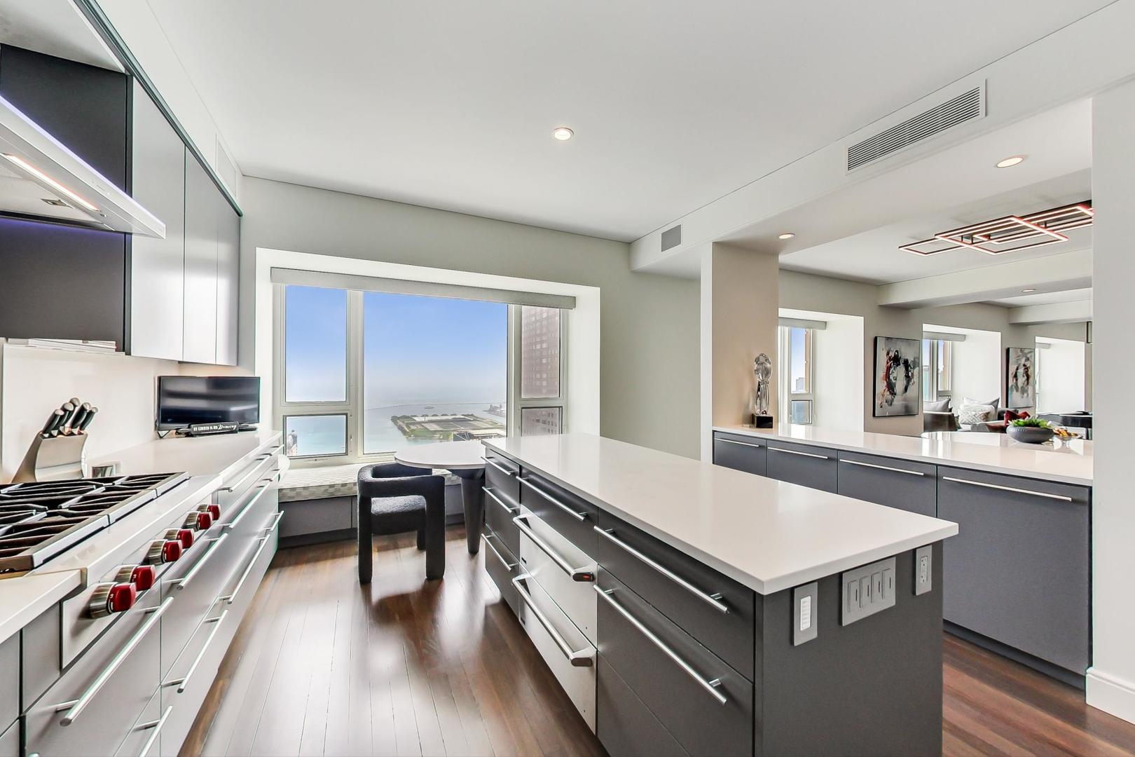 800 North Michigan Avenue Chicago IL 60611