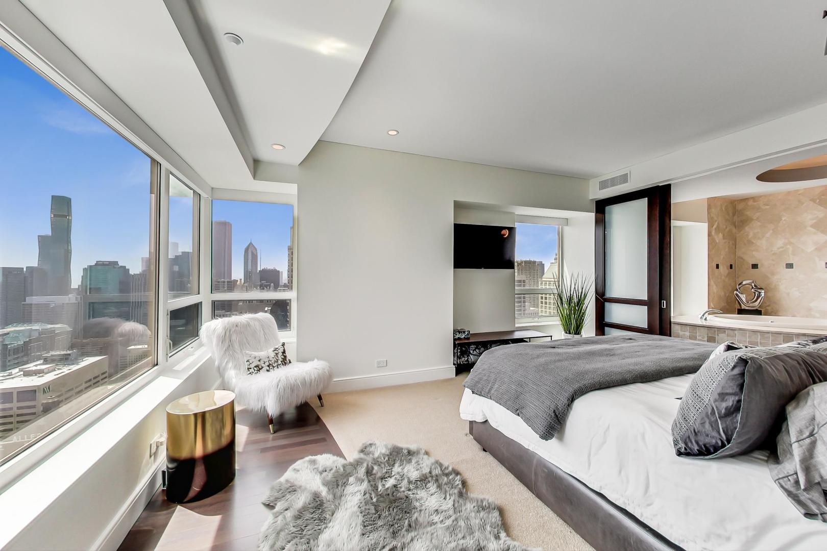 800 North Michigan Avenue Chicago IL 60611