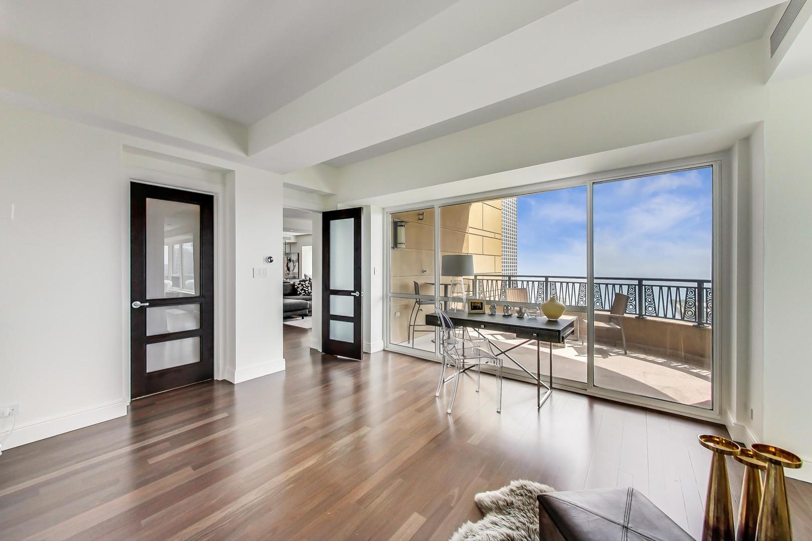 800 North Michigan Avenue Chicago IL 60611