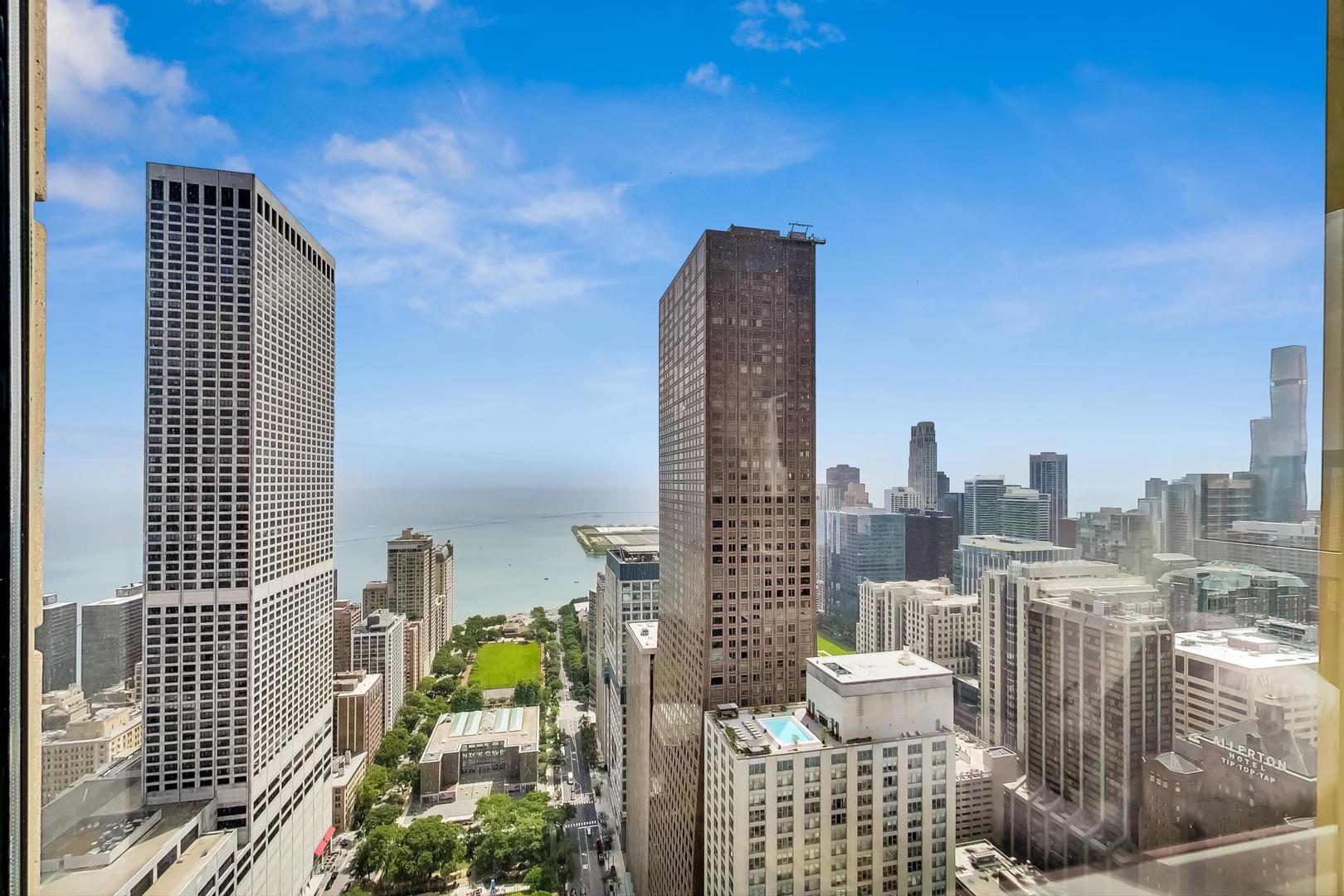 800 North Michigan Avenue Chicago IL 60611