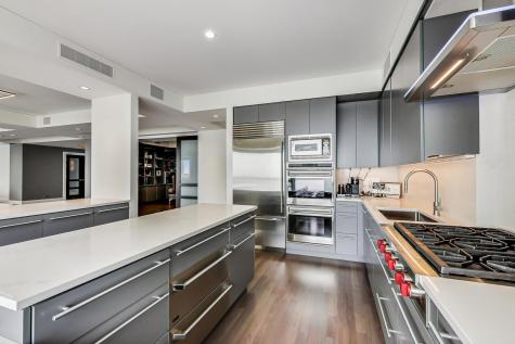 800 North Michigan Avenue Chicago IL 60611