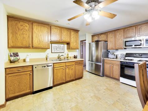 5311 Glenbrook Trail Mchenry IL 60050