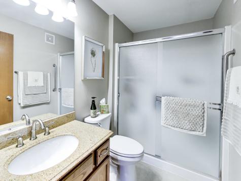 5311 Glenbrook Trail Mchenry IL 60050