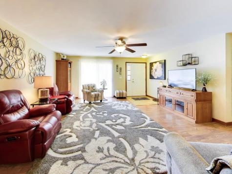 5311 Glenbrook Trail Mchenry IL 60050