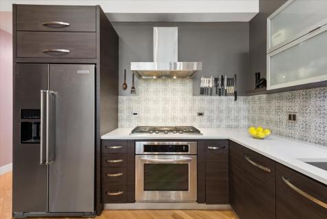 2242 West Chicago Avenue Chicago IL 60622
