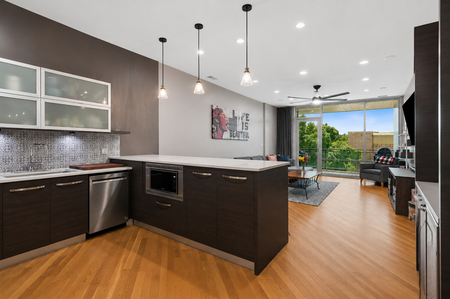 2242 West Chicago Avenue Chicago IL 60622