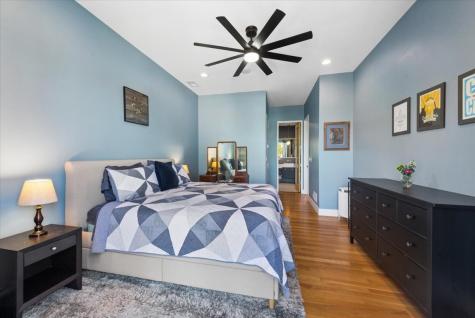 2242 West Chicago Avenue Chicago IL 60622