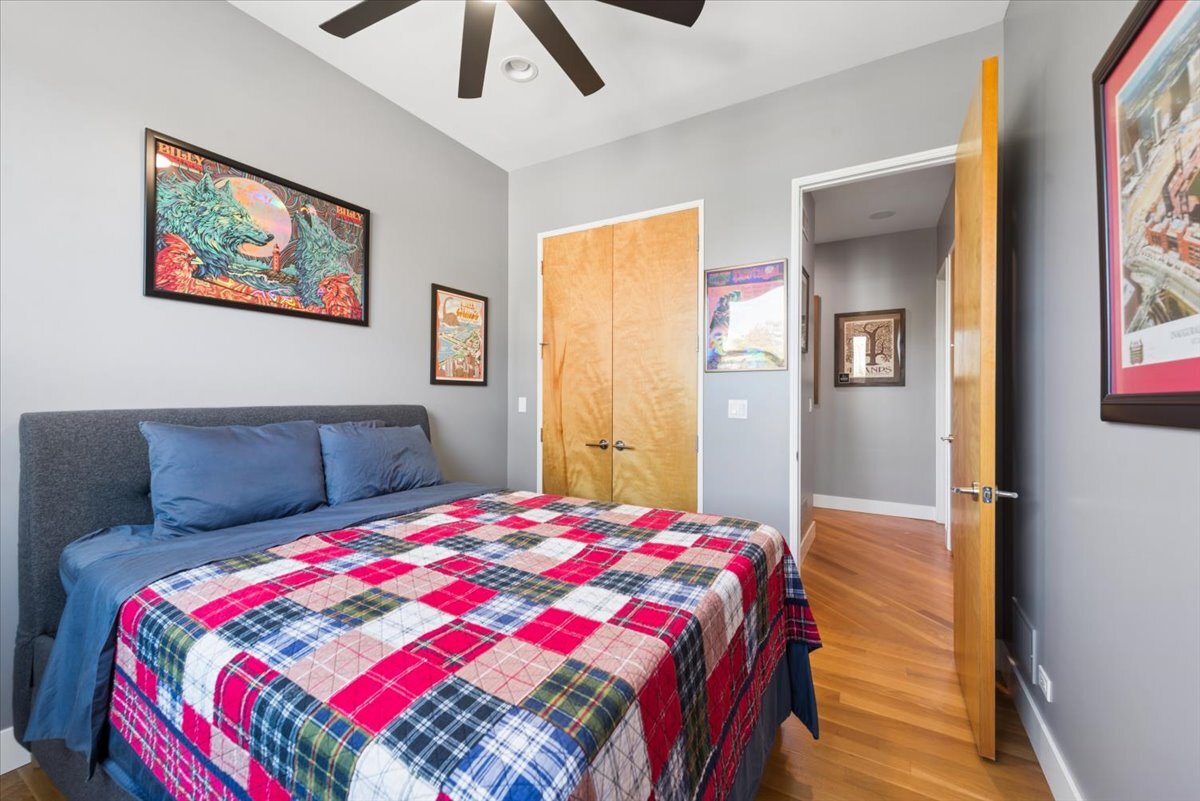 2242 West Chicago Avenue Chicago IL 60622