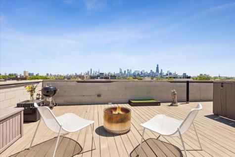 2242 West Chicago Avenue Chicago IL 60622