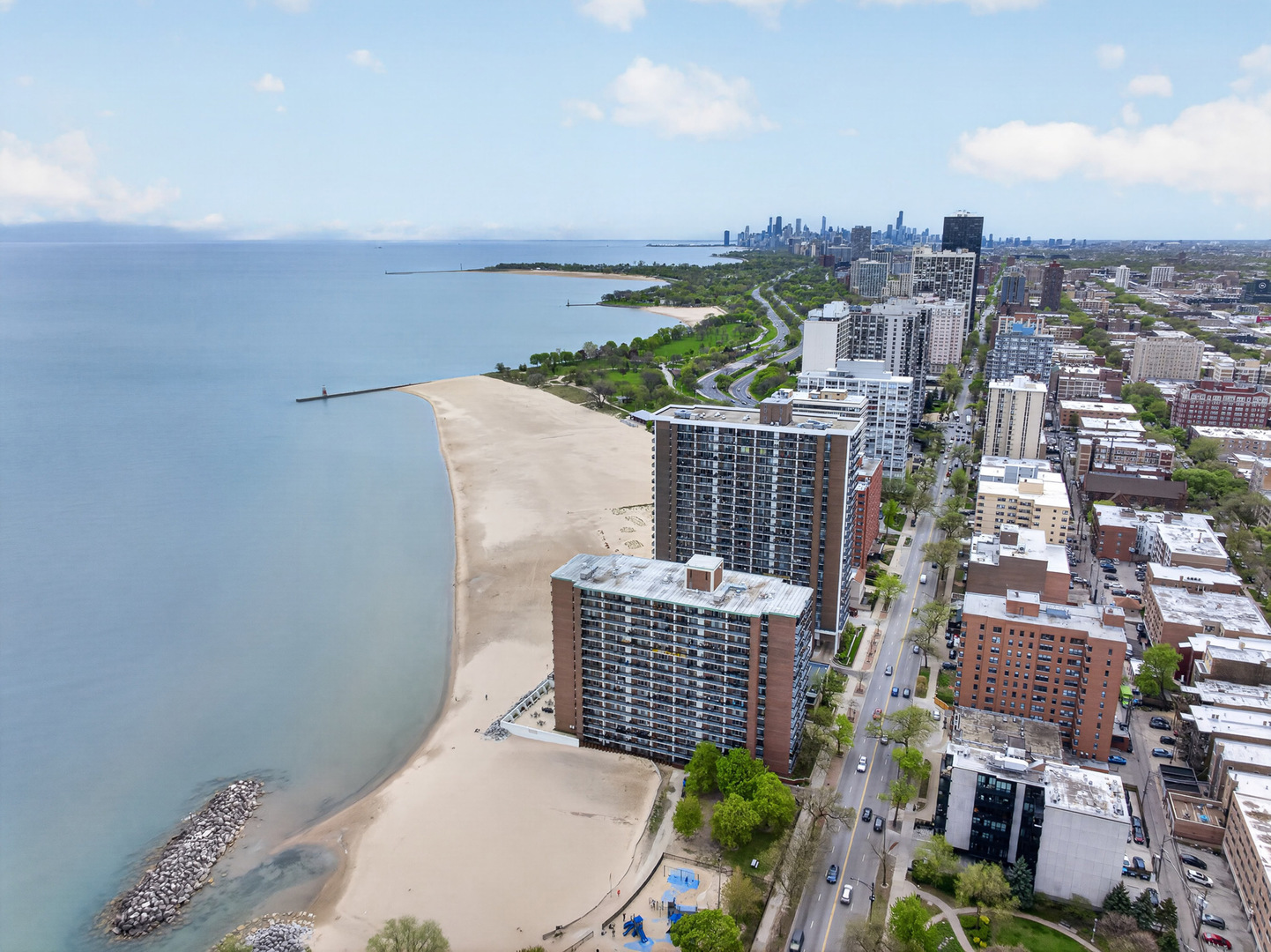5901 North Sheridan Road Chicago IL 60660
