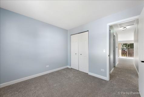 327 Newport Lane Bartlett IL 60103