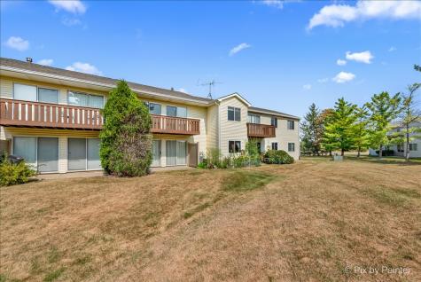 327 Newport Lane Bartlett IL 60103