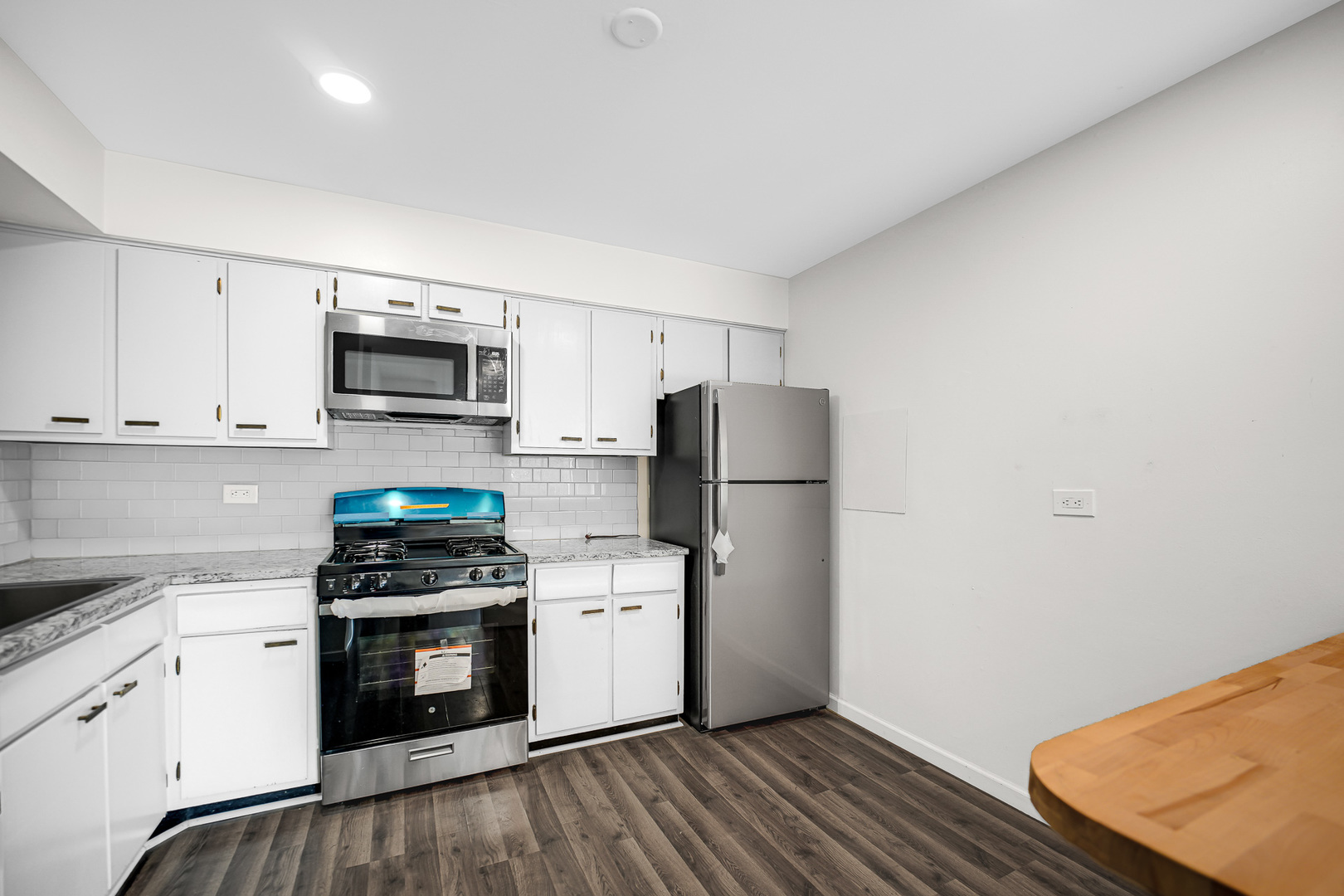 1133 South Finley Road Lombard IL 60148